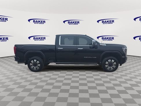 Used 2024 GMC Sierra 2500 Denali w/ Denali Reserve Package image 4