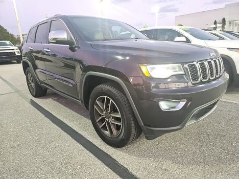 Used 2020 Jeep Grand Cherokee Limited w/ Premium Lighting Group image 2