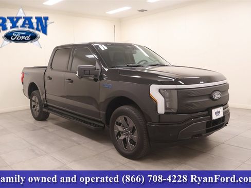New 2025 Ford F150 Lightning Flash image 2