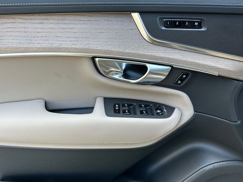 New 2026 Volvo XC90 B6 Core image 9