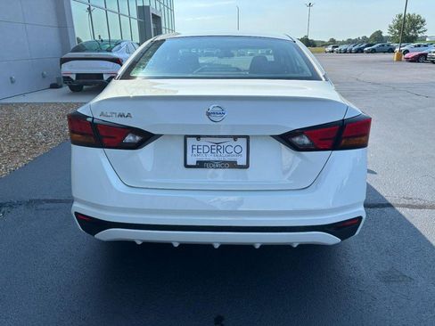 Used 2022 Nissan Altima 2.5 S FWD image 4