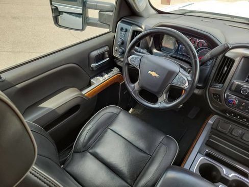 Used 2019 Chevrolet Silverado 2500 High Country w/ Duramax Plus Package AWD/4WD image 24