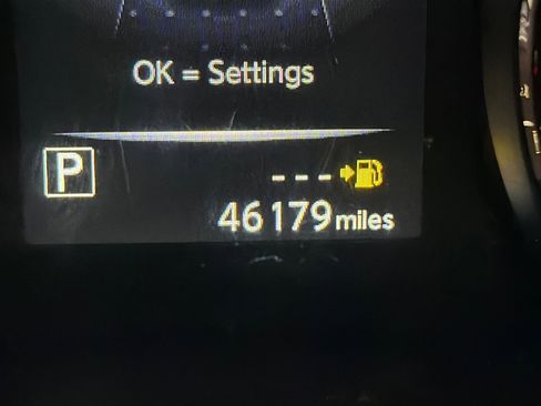 Used 2018 Nissan Rogue Sport SL image 36