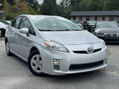 Used 2010 Toyota Prius Three image 1