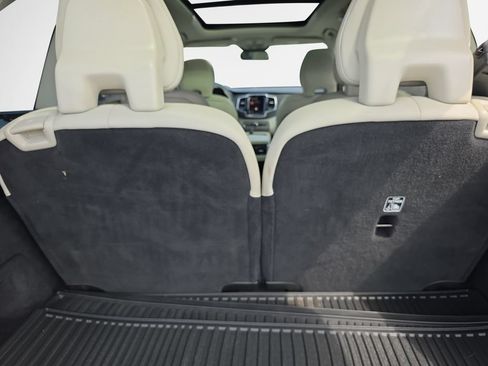 Used 2025 Volvo XC90 B6 Plus w/ Protection Package AWD/4WD image 25