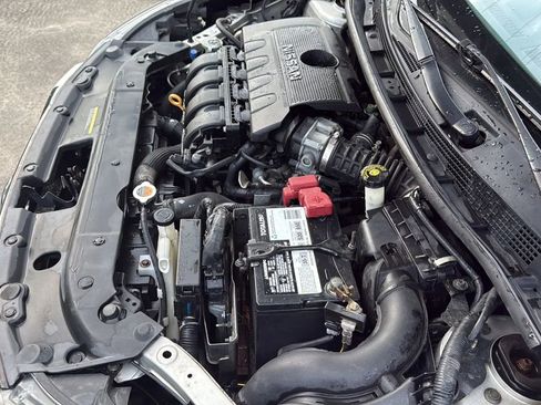 Used 2016 Nissan Sentra SV FWD image 42