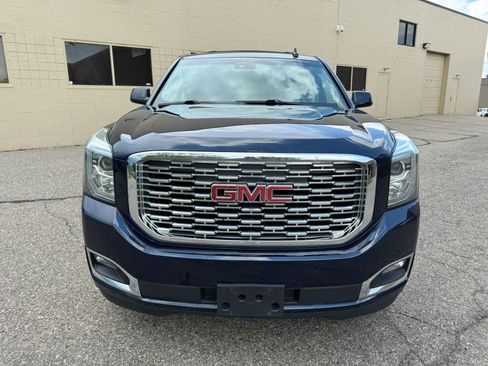Used 2018 GMC Yukon Denali AWD/4WD image 2