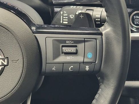 Used 2022 Nissan Pathfinder SV w/ Cargo Package AWD/4WD image 28