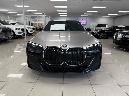 Used 2024 BMW 740i w/ Premium Package RWD image 48