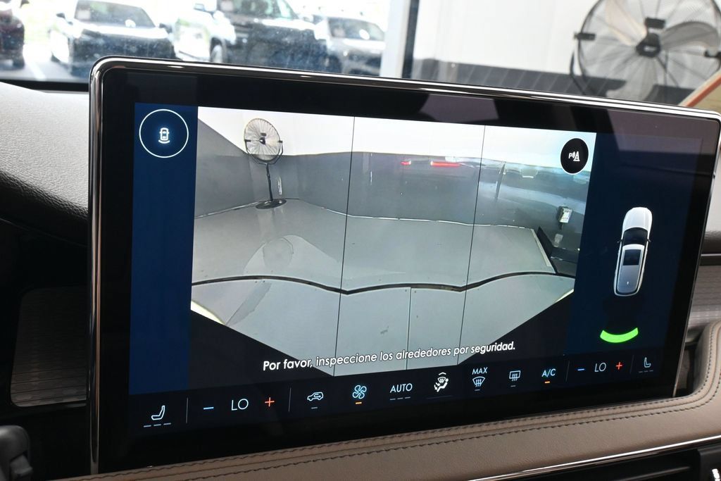 Used 2023 Lincoln Corsair FWD image 23