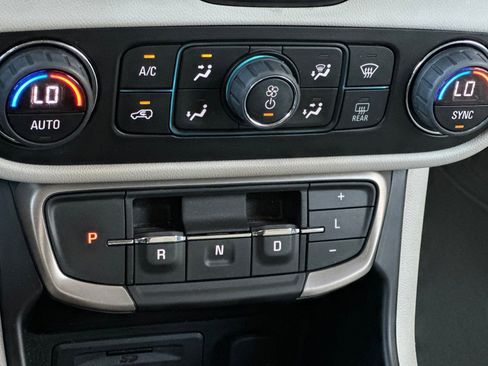 Certified 2022 GMC Terrain Denali image 22