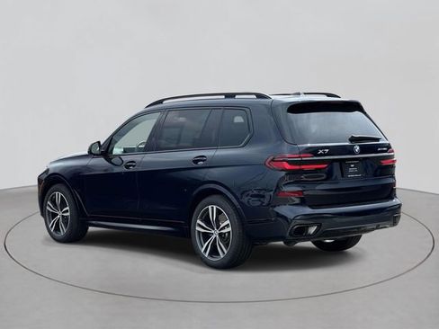 Used 2024 BMW X7 xDrive40i w/ Executive Package AWD/4WD image 3