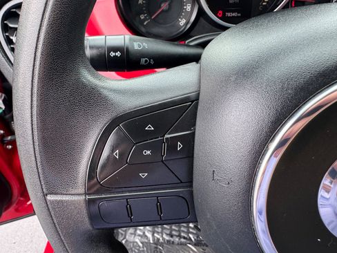 Used 2016 FIAT 500X Pop image 17