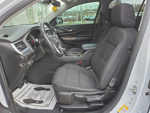 Used 2019 GMC Acadia SLE image 14