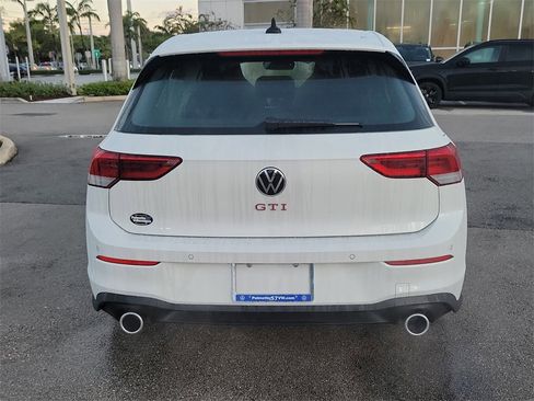 New 2026 Volkswagen GTI SE image 4