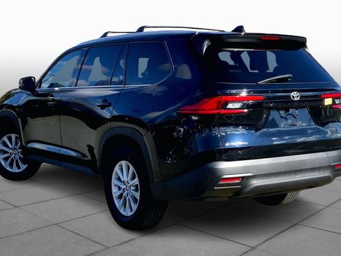 Used 2024 Toyota Grand Highlander XLE image 11