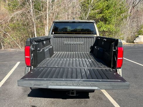 New 2026 Toyota Tacoma TRD Off-Road AWD/4WD image 23