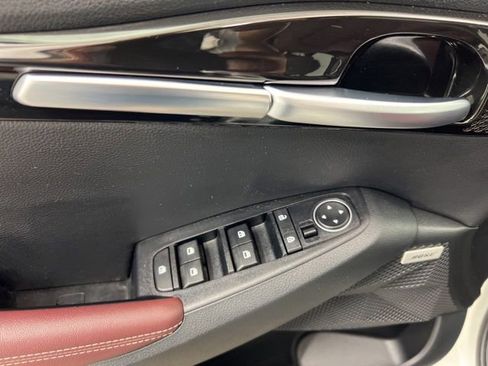 Used 2022 Kia Seltos SX w/ Sunroof Package AWD/4WD image 13