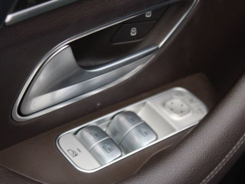 Certified 2022 Mercedes-Benz GLS 450 4MATIC image 13