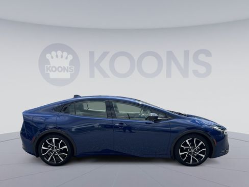 Used 2023 Toyota Prius Prime FWD image 8