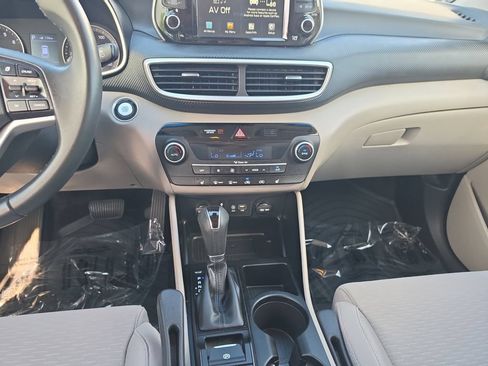 Used 2020 Hyundai Tucson Sport FWD image 14