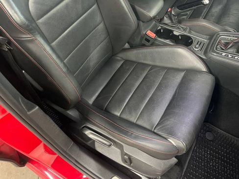 Used 2017 Volkswagen GTI Autobahn FWD image 48