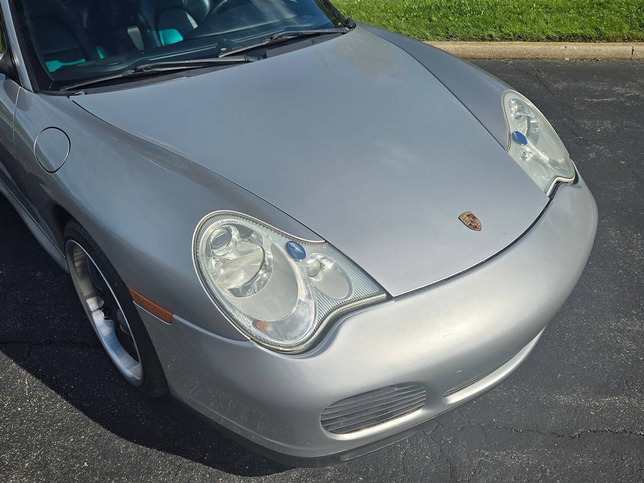 Used 2004 Porsche 911 Carrera 4S AWD/4WD image 4