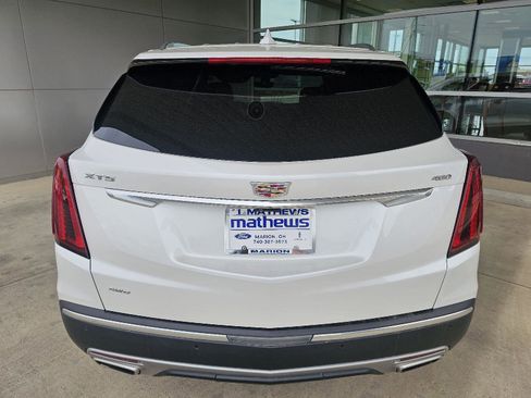 Used 2024 Cadillac XT5 Premium Luxury w/ Technology Package AWD/4WD image 4
