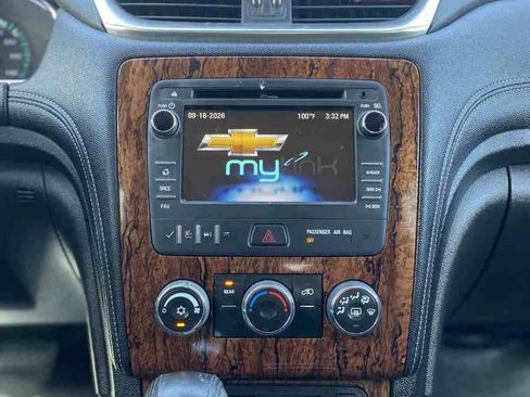 Used 2013 Chevrolet Traverse LT w/ All-Star Edition FWD image 12