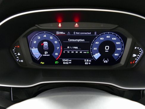 Certified 2025 Audi Q3 2.0T Premium Plus w/ Premium Plus Package image 16