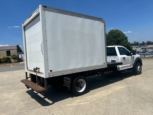 Used 2021 Ford F550 2WD Regular Cab Super Duty image 5