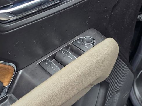 New 2026 GMC Canyon Denali image 11