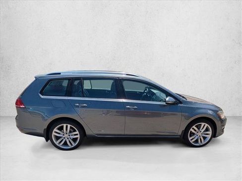 Used 2015 Volkswagen Golf TDI FWD image 4