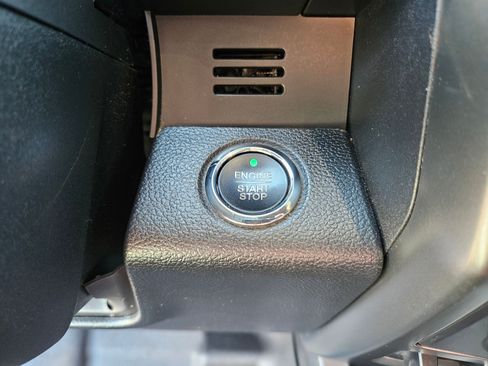 Used 2016 Ford F150 Lariat AWD/4WD image 21