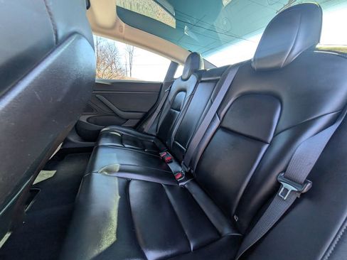 Used 2019 Tesla Model 3 Long Range image 22