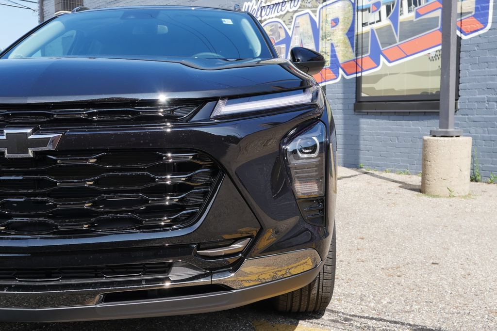 New 2026 Chevrolet Trax ACTIV w/ Driver Confidence Package FWD image 3