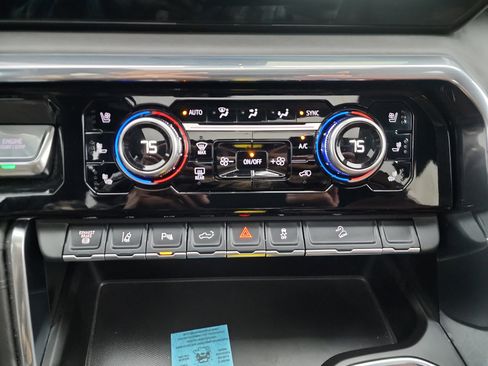 Certified 2024 GMC Sierra 2500 Denali Ultimate image 17