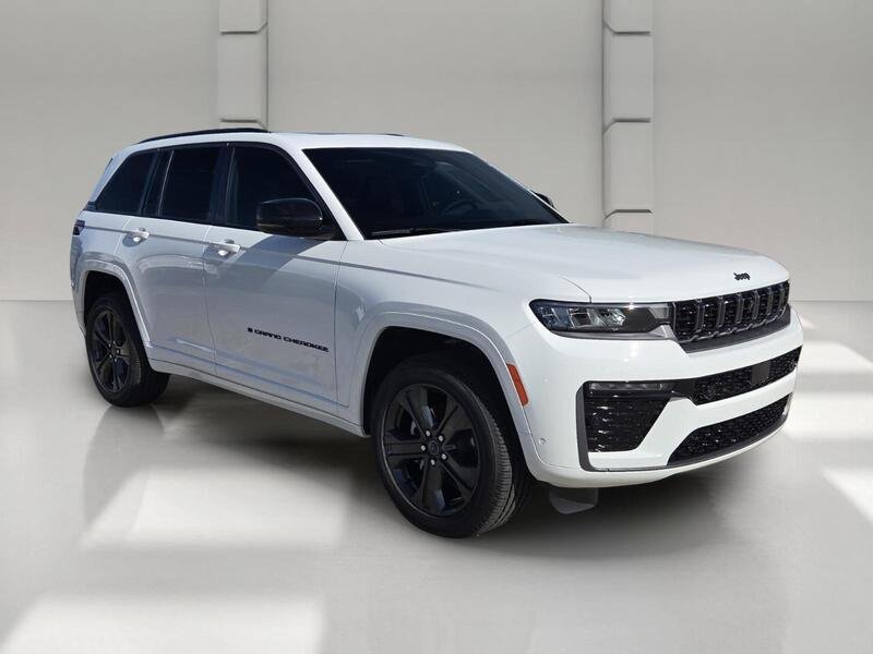 New 2027 Jeep Grand Cherokee Limited AWD/4WD image 7
