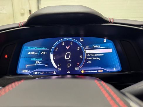 Used 2022 Chevrolet Corvette Stingray Premium Conv w/ Z51 Performance Package RWD image 19
