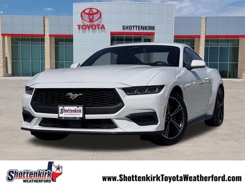 Used 2024 Ford Mustang Coupe RWD image 1