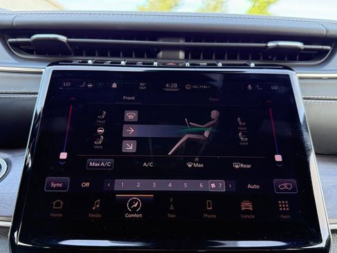 Used 2021 Jeep Grand Cherokee L Overland AWD/4WD image 16