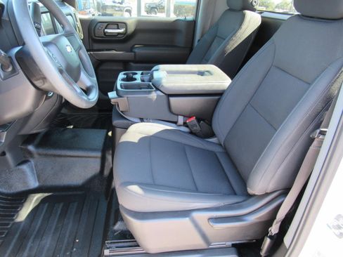 New 2026 Chevrolet Silverado 1500 W/T w/ Trailering Package image 16