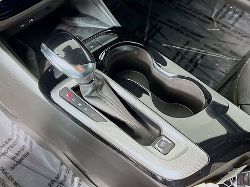 New 2025 Buick Envista Avenir FWD image 14