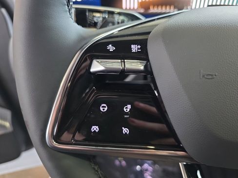 New 2026 Cadillac Lyriq Premium Sport image 17