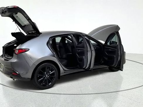 Used 2025 MAZDA MAZDA3 s Sport FWD image 19