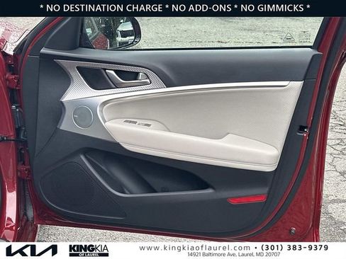 Used 2023 Genesis G70 3.3T w/ Sport Advanced Package RWD image 15