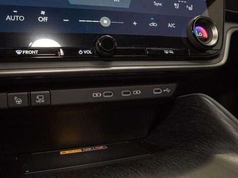 Used 2026 Lexus RZ 350e 2WD image 17