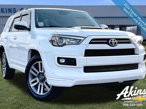 Used 2024 Toyota 4Runner TRD Sport image 3