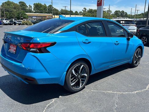 New 2025 Nissan Versa SR w/ Trunk Package image 6