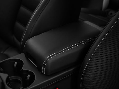 Used 2025 Porsche Macan Turbo image 36